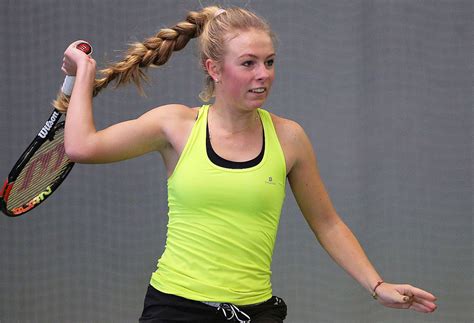 Mihaela buzarnescu has won 21 career titles. Magdalena Frech vs Mihaela Buzarnescu 02.04.2019 - Tennis ...