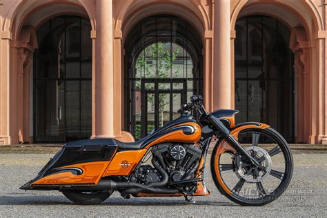 Think Big Rick`s Motorcycles Harley Davidson Baden Baden