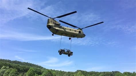 Us Army Ch 47 Chinook Sling Load A Humvee Youtube