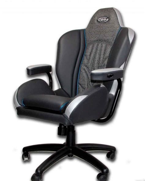 This definitive guide to the best office chairs explores everything you need to know about ergonomics, price, aesthetics and features. desk chairs - Google Search | Office chair cushion, Most ...