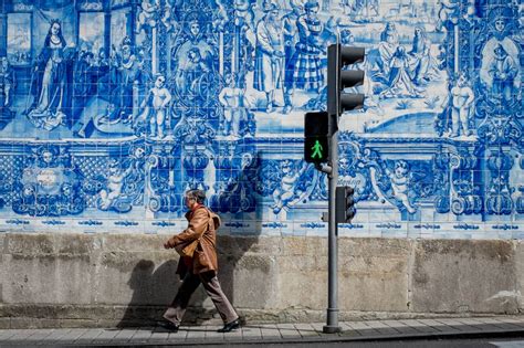 Best street photographers together with their masterpieces