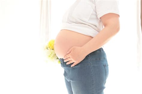 【3人目妊娠5ヶ月】お腹が出るのが早い早い経産婦の油断。 主婦、時々フリーランス。