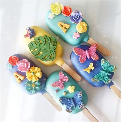 Simply Sucre On Instagram “encanto Themed Cakesicles By Dippedbyrads Featuring Some Of Our