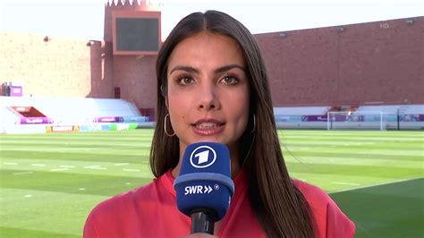 Video Lea Wagner Swr Zzt Al Ruwais Zur Deutschen Nationalmannschaft Bei Der Wm In Katar