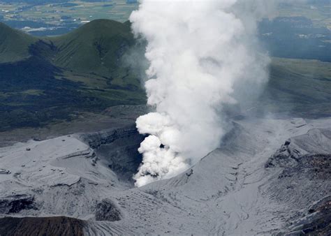 Japans Mount Aso Erupts Blackening Sky Disrupting Flights Nbc News