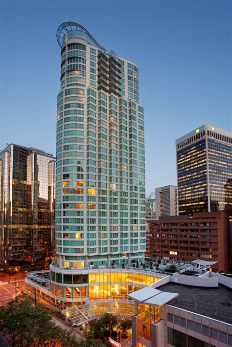 Vancouver Marriott Pinnacle Downtown Vancouver Bc Hotels First Class
