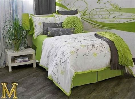 From key lime curtains to forest hued accessories apparently it is easy going green. Lime green and grey bedroom | Lime green bedrooms, Bedroom ...