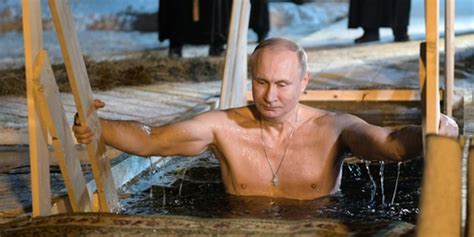 Russia S Putin Dunks Himself In Freezing Waters For Orthodox Epiphany Business Insider