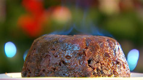 View top rated mary berry christmas recipes with ratings and reviews. Mary Berry's Christmas Pudding Recipe | Christmas pudding ...