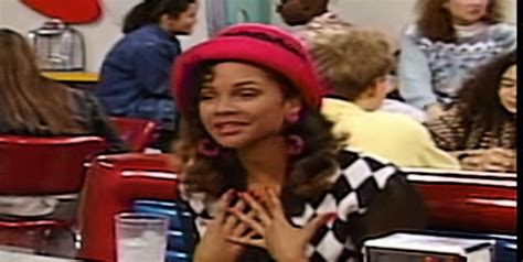 Tiffani Thiessen Posts Throwback Saved By The Bell Pic And I Cant Stop Looking At All The Hats