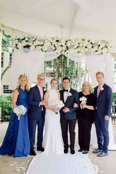 Steve Doocy is Married to Wife: Kathy Gerrity. 3 Kids – wifebio.com
