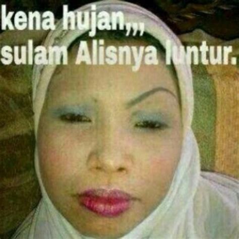 Satu di antara sumbernya, bisa kamu dapatkan di media sosial. √ Kumpulan DP BBM Lucu Tentang Hujan Terbaru, Dijamin ...