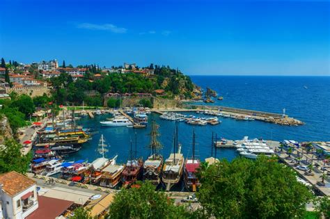 Turquie antalya, guide de tourisme pour visiter antalya. Quartiers d'Antalya: La province méridionale de la Turquie ...