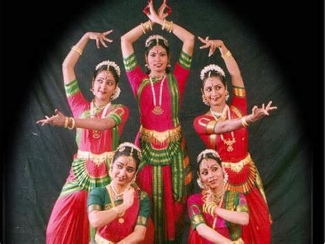 Top 12 Most Popular Dance Forms Of India