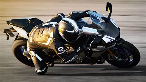 We would like to show you a description here but the site won't allow us. 2015 Yamaha R1 / R1 M HD wallpapers