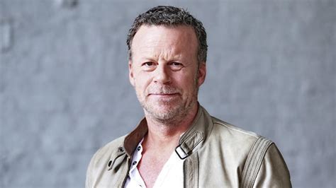 Jenke von wilmsdorff wuchs mit seinem bruder winfried (kameramann, 30 jahre für rtl tätig). "Das Jenke Experiment": Das passierte wirklich beim LSD ...
