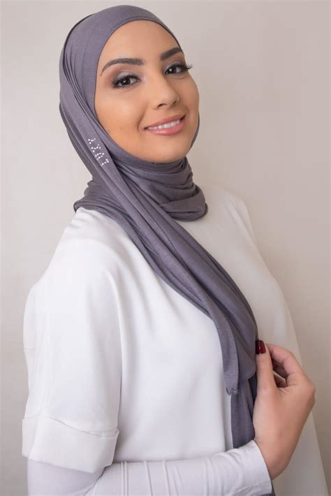 حجاب كويتي Achieve The Queen Hijab Best Look Kuwaiti Hijab Luxy Hijab