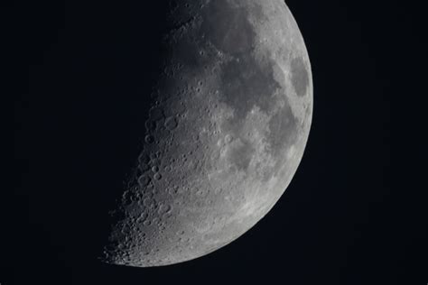 Waxing Cresent Moon Rastrophotography