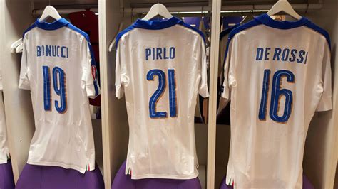 Förbundskapten roberto mancini har dessutom. Italien EM 2016 Schriftart enthüllt - Nur Fussball