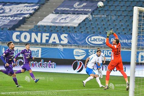 Ponturi pentru universitatea craiova vs fc argeș, din prima etapă a noului sezon de liga 1. Fotbal - Liga I: Universitatea Craiova - FC Argeş 1-1 ...