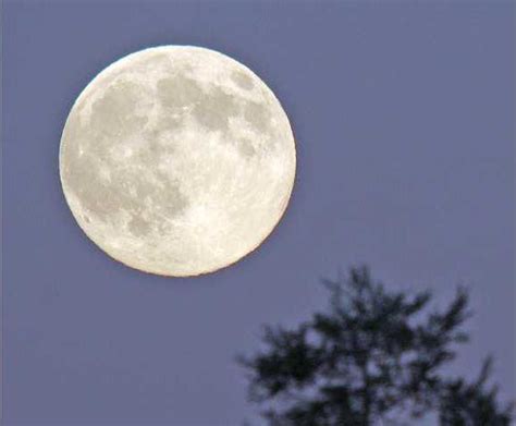 Largest Full Moon Of Year Rises This Weekend Turlock Journal