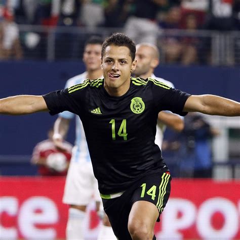 Javier Chicharito Hernandez Becomes Mexicos All Time Leading