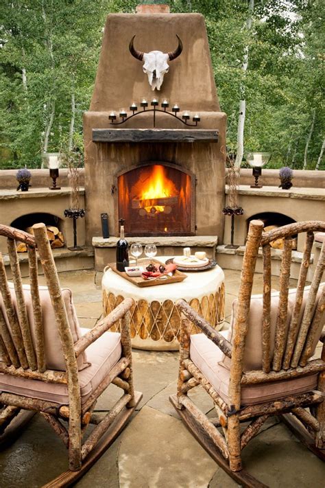 Outdoor Living Western Style We Would Have To Ditch The Steer Head