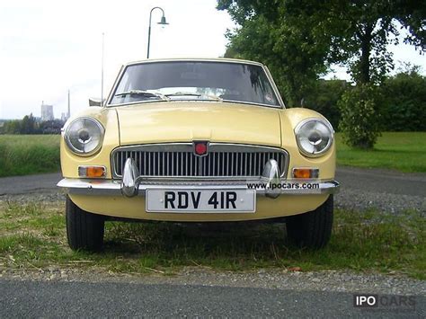 1976 Mg Mgb Car Photo And Specs