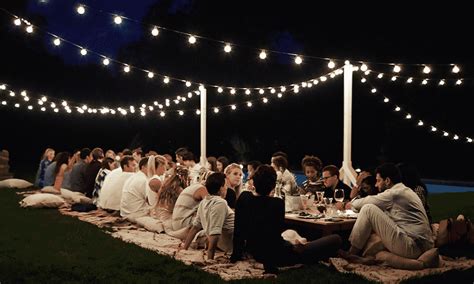 This outdoor party decoration idea is so unique, and i love it so much. Plan a Summer-Turned-Fall Vegan Dinner Party