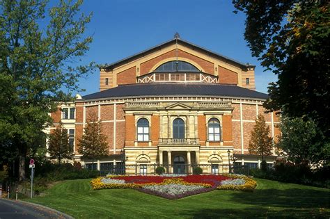 Hier twittern die bayreuther festspiele: Richard-Wagner-Festspiele
