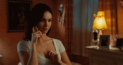 Megan Fox Topless Tag Primogif