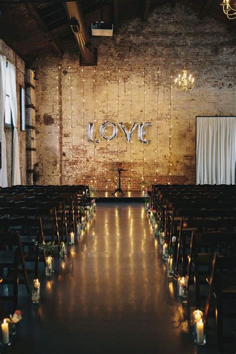 20 Photos Of Weddings Using Lots Of Candlelight Ceremony Décor