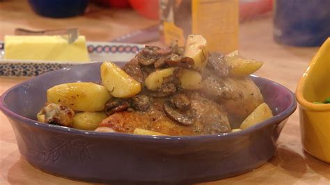 Chicken With Apples Recipe Rachael Ray Show