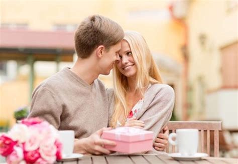 Check spelling or type a new query. 10 Best Gifts You Can Give To Your Girlfriend On Her ...