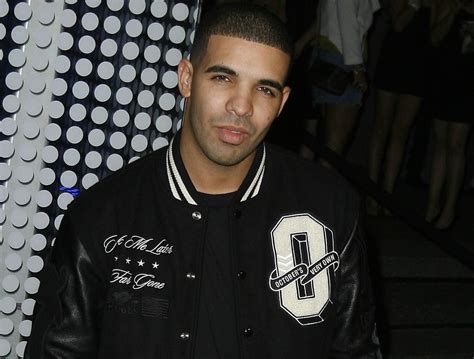 Drake Shaved His Beard Off His Face