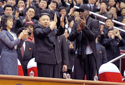 So when rodman digitally called for kim jong un to release u.s. Dennis Rodman And Kim Jong-Un Team Up In 'NBA JAM' (Video ...