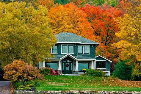 Reasons To Buy A Home This Fall Lone Star Lockhart Realty