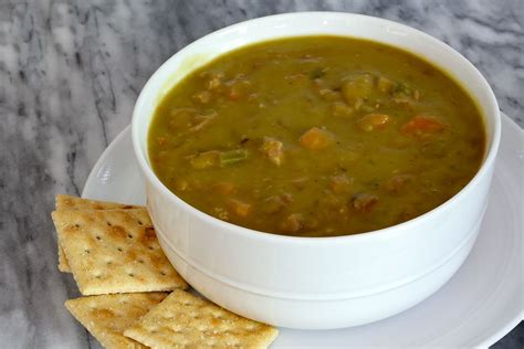 Thick And Creamy Split Pea Soup With Bacon Recipe