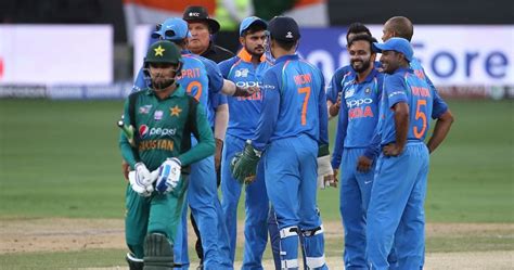 India vs Pakistan, Asia Cup 2018 1st Innings Highlights: Indian Bowlers ...