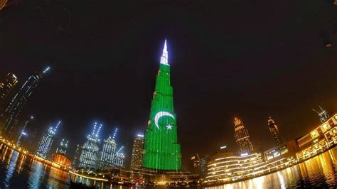 Dubais Burj Khalifa Lights Up With Pakistan Flag News Khaleej Times