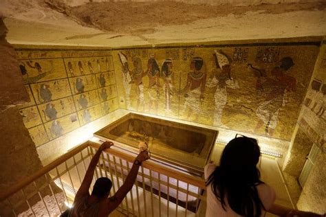 King Tut Died Long Ago But The Debate About His Tomb Rages On The