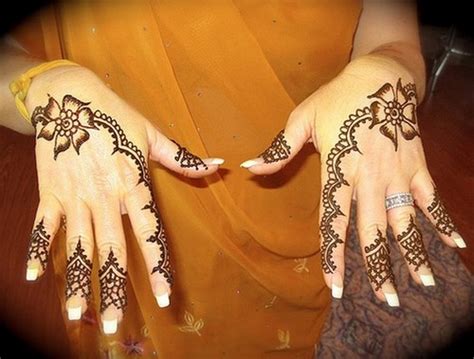 80+ beautiful, simple mehndi designs… Mehndi Designs For Hands : Simple and Beautiful Mehndi Designs For Hands