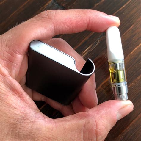 Ccell Palm Vape Cartridge Battery Cannabis Vape Reviews