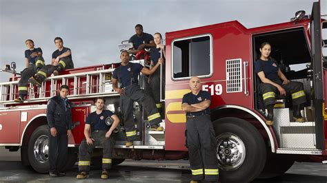 Fandom wiki visit the station 19 wiki, the dedicated community and information gathering spot for all things station 19  a group of heroic seattle firefighters risk their lives and hearts both in the line of duty and off the clock. Grey's Anatomy : Station 19 (2018, Série, 2 Saisons ...
