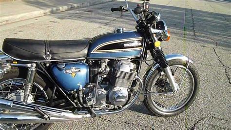 Four stroke, transverse four cylinder, sohc, 2 valve per cylinder. 1975 Honda CB 750 Four - YouTube