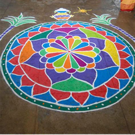 But during pongal all houses, offices and lanes are adorned in colorful kolam. Pongal Latest Pulli Kolam : 22 Beautiful Pongal Kolam And ...