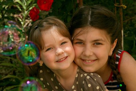 Portrait Of Two Sisters Free Image Download