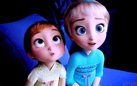 Anna And Elsa Frozen Photo 43019206 Fanpop