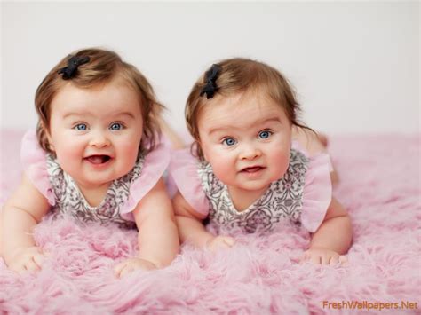 Download Twins Baby Pictures Wallpapers Gallery