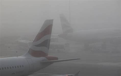 Uk Weather Fog Travel Warning As Flights Cancelled At Heathrow Airport